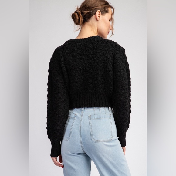 3D Flower Button Cropped Sweater Cardigan - eesome - Picture 3 of 5